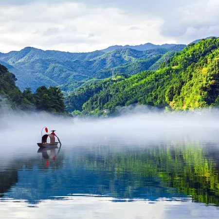 Dongjiang Lake Moye Flower Sunset Homestay