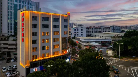 XIAN ZHIXIANG HOTEL Отели рядом с достопримечательностью «Yuzhou Polytechnic Vocational College»