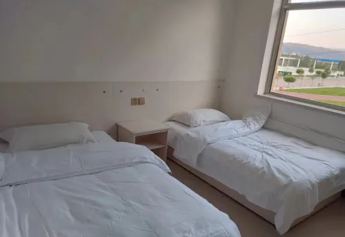 Meifeng Homestay (Luyashan Scenic Area)