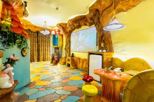 Liangyue Buwan B&B (Gouyan Street Branch)