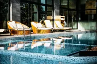 GARDEN TERRACE FUKUOKA HOTELS&RESORTS - Pools