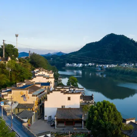 Floral Hotel·Taibai Residents' hotel (Shexian County)