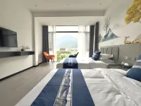 Zhenshan Qigu Homestay (Aizhai Wonder Scenic Area)