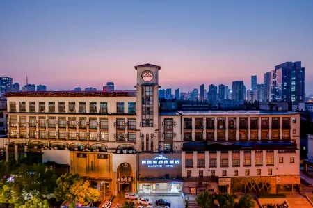 Manston Shangpin Hotel (Hefei University of Technology Ningguo Road Food Street) Отели рядом с достопримечательностью «Anhui Technical College of Industry and Economy (West Area)»