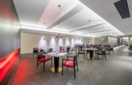 湖州松茉酒店（太湖月亮灣店）