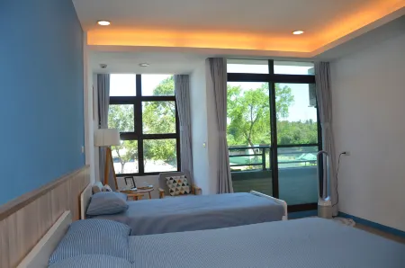 Blowing In The Wind B&B Отели рядом с достопримечательностью «Zhaishan Tunnel»