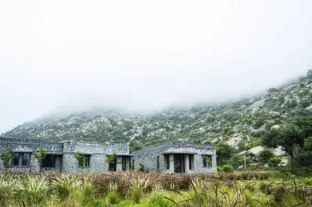 Maya Luxury J Wild Resort Jawai Отели в г. Самирпер