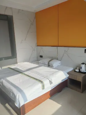 Xiantao Huacheng Grand Hotel