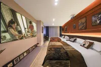 Yunxiang · Nanyang Xiaozhu Designer Cinema Homestay - Romantic