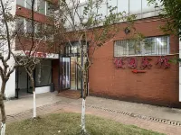 Xinyu College Campus Hotel