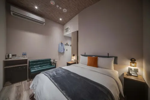 Fun Stay Inn Ximen
