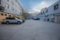 Jiadun Holiday Hotel - parcheggio