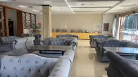 8 Kela Boutique Hotel (Yancheng Sheyang Bus Station)