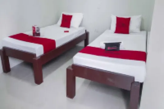 RedDoorz @ VP Inting Street Hotels near St. Joseph the Worker Cathedral Shrine