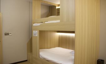 Shiji Hotel