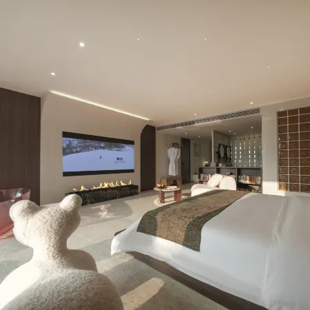 Fuyao · Tianzhu Mountain View Pool Resort Homestay