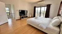 Elly's Home. Convenience & Serenity فنادق في سارافي