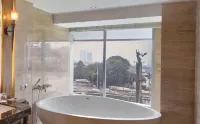 ホテル・インドネシア・ケンピンスキー・ジャカルタ - 屋上プール
