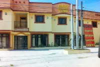 Golden Sunrise Hotel II by RedDoorz Hotels near Alangsab Residence