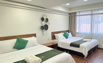 Longzhu Guesthouse