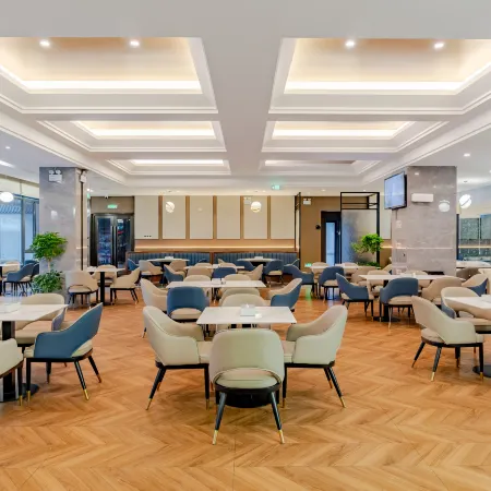 Shengtian Di Xian Yu Zhen Se zHSe Leisure Resort Center