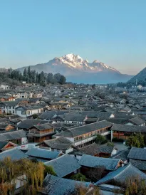 Yushu·Seat 306·Aesthetic Color Garden Courtyard Meisu (Lijiang Ancient City Branch)