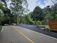 woo ma ca moo Hotels near Chae Son National Park