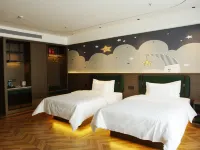 Four Seasons Nabo Hotel Hotels in Duolun