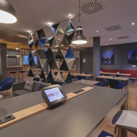 Holiday Inn Express COLOGNE - MUELHEIM by IHG