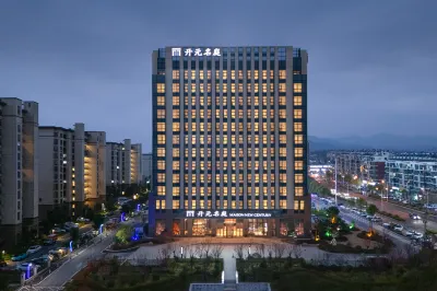 MAISON NEW CENTURY Hotels near Martyrs' Cemetery