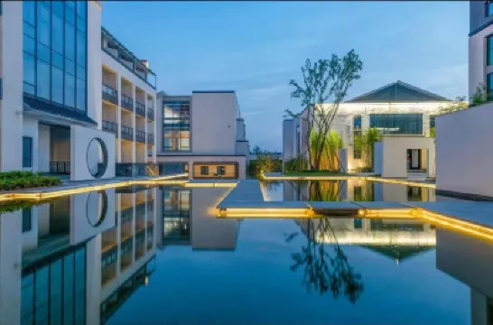 Qinghe yinju Hotel Hotels near Li Keng