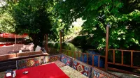 Waterfall Heaven House Hotels in Beycik