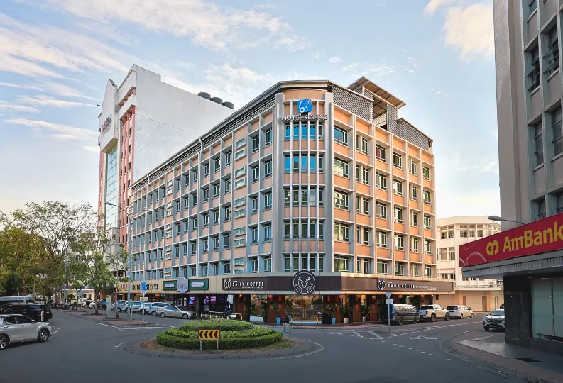 Hotel Sixty3