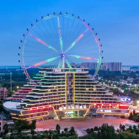 Ferris Wheel Hotel