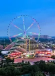 Ferris Wheel Hotel - parking