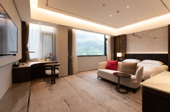 Huangyan International Hotel