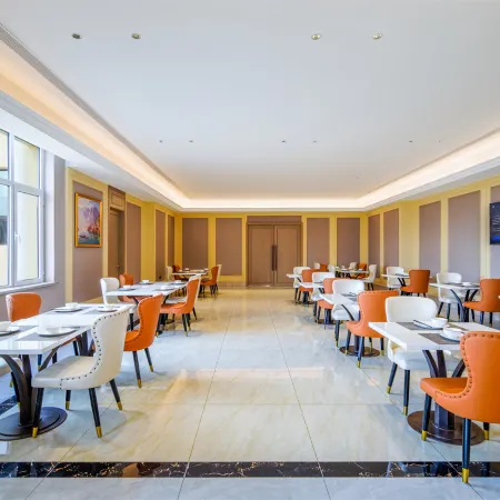 Vienna Hotel (Shuozhou Shanyin South Station Yulong International)