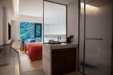 Sanqingshan XuChu Cloud Hotel Отели рядом с достопримечательностью «West Coast Scenic Area»