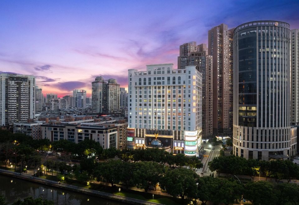 hotel overview picture