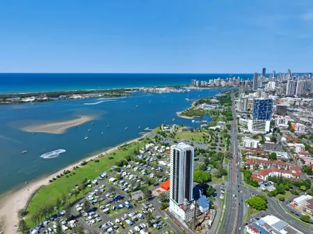 Marine Quarter Apartments by CLLIX