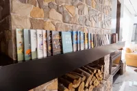 Lijiang Yu Xue Yi Jing Snow Mountain View Resort Hotel - 바
