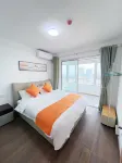 Jingxi Daojia Hotel (Rongcheng Downtown Cherry Lake Sports Park)