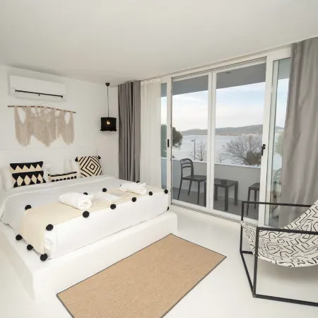Çamlık 87 Hotel Ayvalık