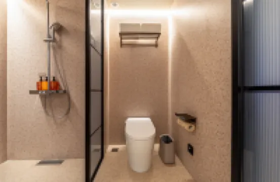 Orange Hotel (Qingdao North Station East Plaza） Qingdao University of Science & Technology Gymnasium周辺のホテル