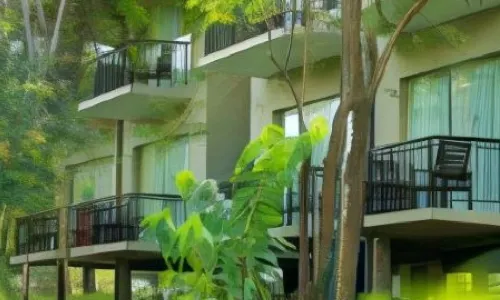 Tropical Life Resort and Spa