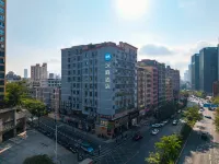 HanTing Hotel (Shenzhen Bantian Bei Wuhe Subway Station) Hotels in Shenzhen