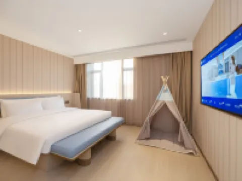 HanTing Hotel (Eurasia Shopping Center, Tongjiang Road, Baishan) Hoteles en Baishán