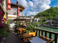 Riverside courtyard of Luan Xiyin mountain, Zhenyuan Hotels in Zhenyuan County