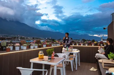 Dali first International Youth Hotel  호텔