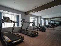 Meihong Hotel (Dehong Mangshi Airport Mangshi Square) - Hot Springs